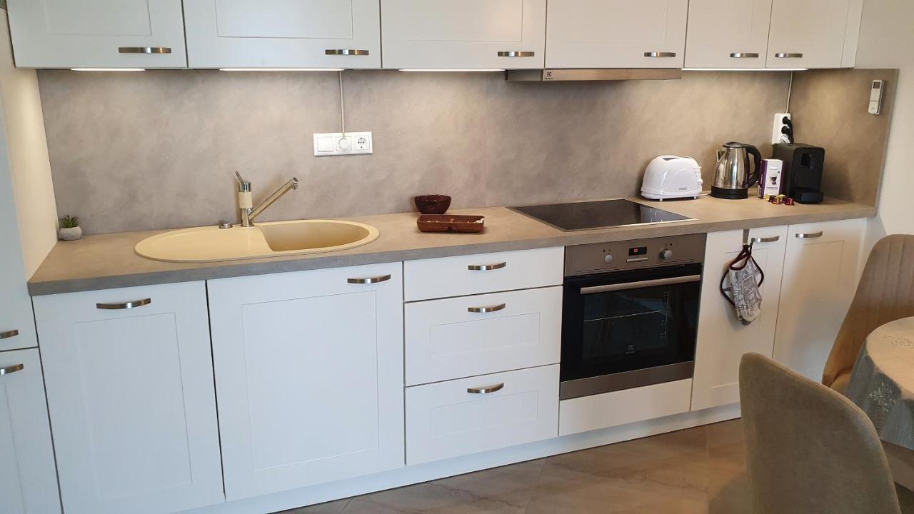 Kekvitorla Apartman Keszthely Exteriör bild